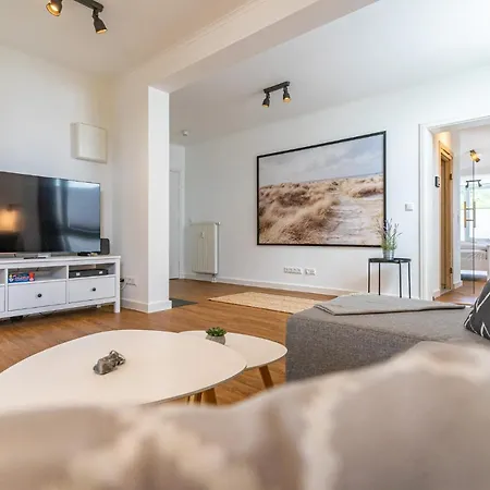 Nr 7 Im Sonnenbad 萨斯尼茨