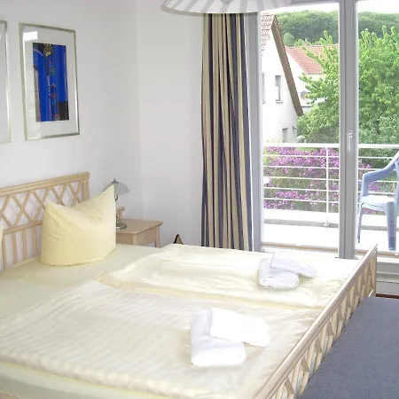 Nr 7 Im Sonnenbad 萨斯尼茨