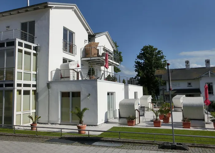 Nr 7 Im Sonnenbad Sassnitz